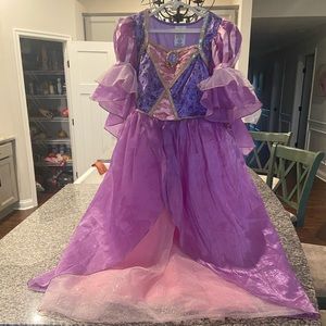 Size 9/10 Disney Rapunzel Dress